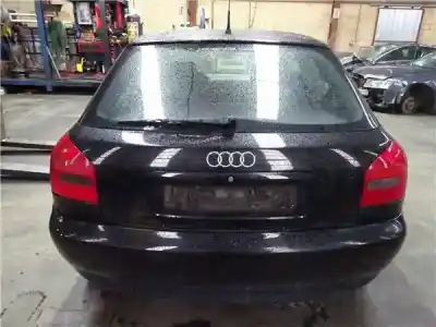 Veicolo di demolizione audi a3 (8l) 1.6 ambiente dell'anno 2004 alimentato akl