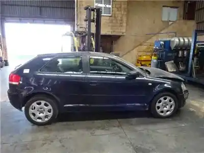 Veículo de Sucata audi a3 (8p1) 1.6 ambiente do ano 2004 alimentado bgu