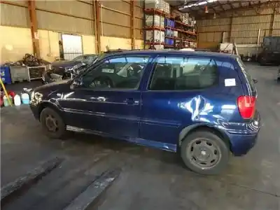 Vehicul casat volkswagen polo (9n1) 1.4 16v al anului 2001 alimentat aua