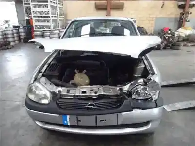Scrapping Vehicle opel corsa b (1993->) 1.7 d of the year 1999 powered x 17 d (4ee1)