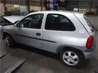 Scrapping Vehicle opel corsa b (1993->) 1.7 d of the year 1999 powered x 17 d (4ee1)
