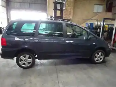 Veicolo di demolizione seat                                               alhambra (7v8)                                                                                                                                                                                                                                             1.9 tdi                                                                                                                                                                                                                                                    dell'anno 2006 alimentato asz