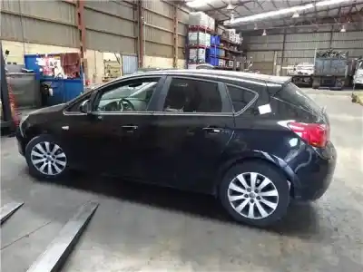 Scrapping Vehicle opel astra j lim. 1.7 16v cdti of the year 2010 powered a17dtr