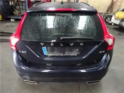 Veículo de Sucata volvo v60 familiar 2.0 kinetic do ano 2017 alimentado d 4204 t14