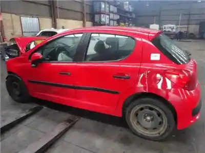 Veículo de Sucata peugeot 207 1.4 do ano 2008 alimentado kfv (tu3a)