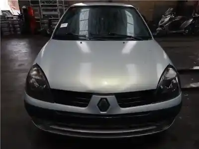 Vehículo de desguace RENAULT CLIO II FASE II (B/CB0) 1.2 Authentique del año 2003 con motor G/D7F G7