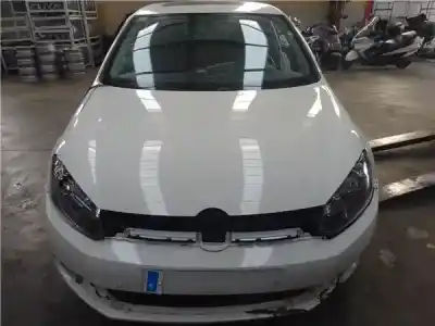 Verschrottungsfahrzeug VOLKSWAGEN GOLF VI (5K1) 2.0 Advance des Jahres 2009 angetrieben CBAB