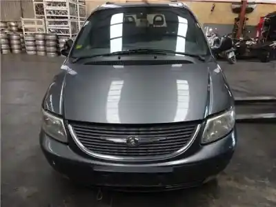 Véhicule à la ferraille CHRYSLER VOYAGER (RG) 2.5 CRD SE Grand Voyager de l'année 2003 alimenté D7 ó VM07C