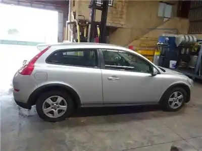 Veículo de Sucata volvo c30 (533) 1.6 d do ano 2010 alimentado d 4164 t