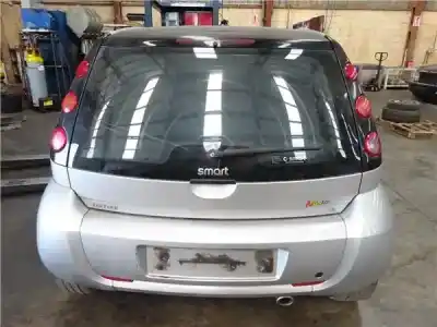 Veicolo di demolizione smart forfour (454) 1.5 (454.032) dell'anno 2004 alimentato m 135.950