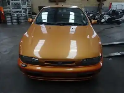 Veicolo di demolizione FIAT BRAVO I (182_) 1.9 JTD 105 dell'anno 2000 alimentato 182 B4.000