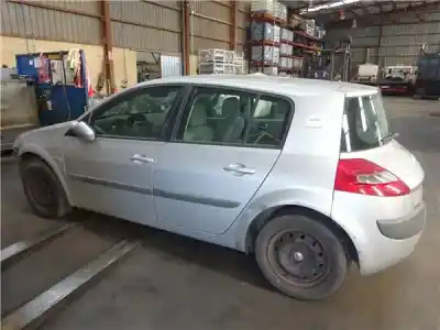 Sloopvoertuig renault                                            megane ii (bm0/1_, cm0/1_)                                                                                                                                                                                                                                 1.5 dci                                                                                                                                                                                                                                                    van het jaar 2007 aangedreven k9k 732