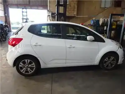 Veicolo di demolizione kia venga (yn) 1.6 drive dell'anno 2016 alimentato d4fb