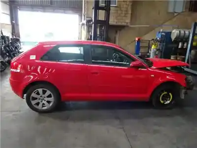 Veículo de Sucata audi a3 (8p1) 1.6 fsi ambiente do ano 2006 alimentado blf