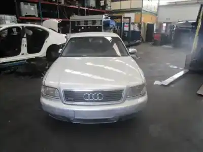 Veículo de Sucata audi a8 (d2) 3.7 quattro do ano 2001 alimentado akc