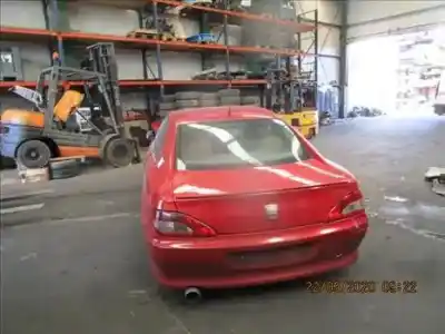 Veículo de Sucata PEUGEOT 406 COUPE (S1/S2) 2.2 HDI do ano 2001 alimentado 4HX (DW12TED4/FAP)