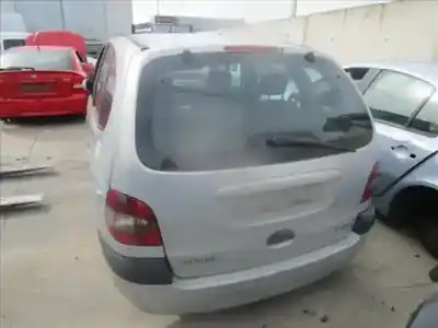 Veicolo di demolizione RENAULT SCÉNIC I MONOSPACE (JA0/1_, FA0_) 1.9 DCI (JA05, JA1F) dell'anno 2000 alimentato D/ F9Q K 7