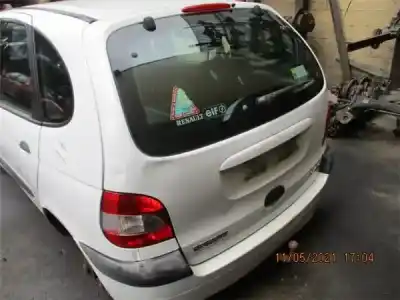 Veículo de Sucata RENAULT SCÉNIC I MONOSPACE (JA0/1_, FA0_) 1.9 DCI (JA05, JA1F) do ano 2001 alimentado D/ F9Q K 7
