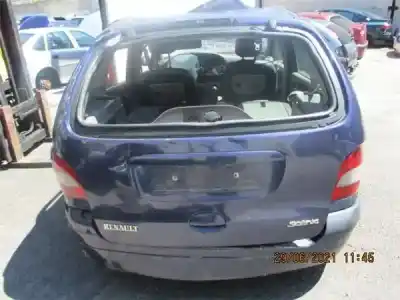 Veicolo di demolizione RENAULT SCÉNIC I MONOSPACE (JA0/1_, FA0_) 1.9 DCI (JA05, JA1F) dell'anno 2003 alimentato D/ F9Q K 7