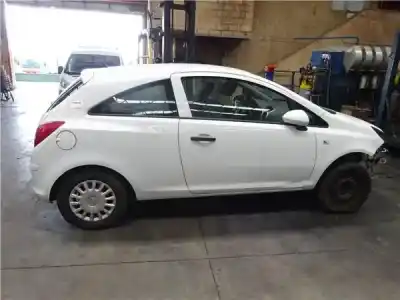 Veículo de Sucata opel corsa d 1.3 cdti do ano 2011 alimentado a 13 dtc