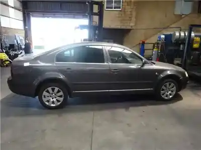 Veículo de Sucata skoda superb (3u4) 2.0 tdi do ano 2006 alimentado bss