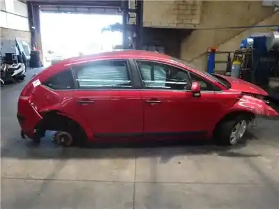 Veículo de Sucata citroen c4 berlina 1.4 16v do ano 2006 alimentado kfu (et3j4)