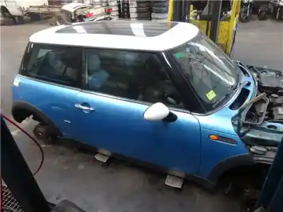 Scrapping Vehicle mini mini (r50,r53) 1.6 16v cat of the year 2004 powered w10b16a