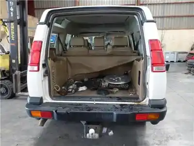 Veículo de Sucata land rover discovery ii (l318) 2.5 td5 4x4 do ano 2001 alimentado d-10 p