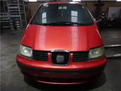 Veicolo di demolizione seat                                               alhambra (7v8)                                                                                                                                                                                                                                             1.9 tdi                                                                                                                                                                                                                                                    dell'anno 2001 alimentato auy