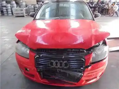 Véhicule à la ferraille AUDI A3 (8P1)  de l'année 2004 alimenté BKC