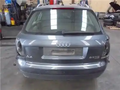 Veículo de Sucata audi a4 avant (8e) 2.5 tdi quattro (132kw) do ano 2002 alimentado ake