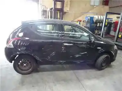 Veicolo di demolizione lancia ypsilon (402) 1.2 cat dell'anno 2013 alimentato 169a4000