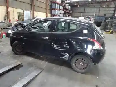 Veicolo di demolizione lancia ypsilon (402) 1.2 cat dell'anno 2013 alimentato 169a4000