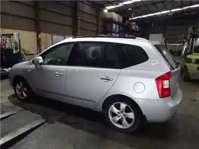 Veicolo di demolizione kia carens (rs) 2.0 crdi dell'anno 2007 alimentato d4ea