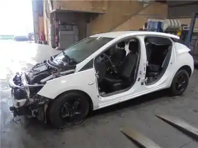 Veículo de Sucata opel astra k berlina 5p 1.6 dynamic start/stop do ano 2017 alimentado b16dte opt. lwq