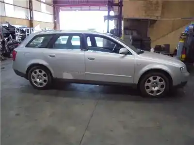 Veículo de Sucata audi a4 avant (8e) 2.5 tdi quattro (132kw) do ano 2002 alimentado ake