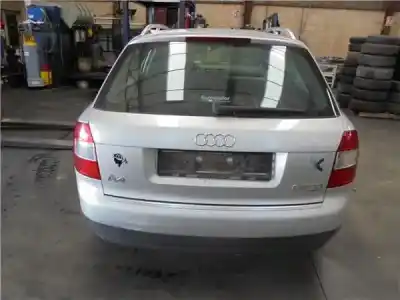 Veículo de Sucata audi a4 avant (8e) 2.5 tdi quattro (132kw) do ano 2002 alimentado ake