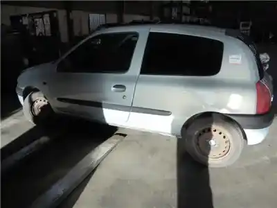 Здавання транспортного засобу renault clio ii fase i (b/cb0) 1.9 d (b/cb0e) року 2000 потужний f8q 630