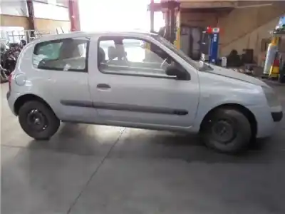 Здавання транспортного засобу renault clio ii fase i (b/cb0) 1.2 (b/cb0a) року 2004 потужний g/ d7f g 7