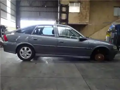 Veículo de Sucata opel vectra b berlina 2.0 dti 16v do ano 2001 alimentado y 20 dth