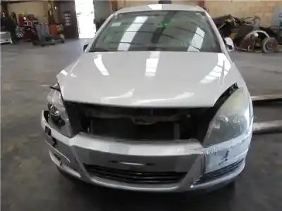 Veicolo di demolizione opel                                               astra h berlina                                                                                                                                                                                                                                            1.6                                                                                                                                                                                                                                                        dell'anno 2004 alimentato z 16 xep