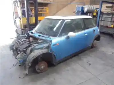 Scrapping Vehicle mini mini (r50,r53) 1.6 16v cat of the year 2001 powered w10b16a