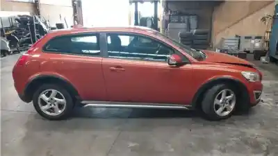 Veicolo di demolizione volvo c30 2.0 d dell'anno 2010 alimentato d 4204 t
