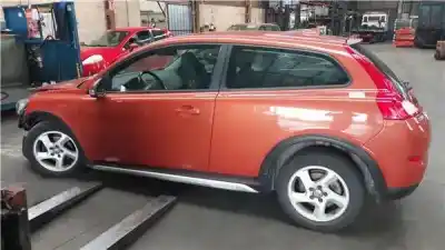 Veicolo di demolizione volvo c30 2.0 d dell'anno 2010 alimentato d 4204 t