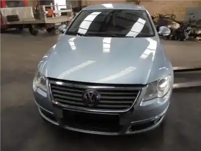 Veicolo di demolizione volkswagen passat berlina (3c2) 2.0 16v fsi dell'anno 2005 alimentato blr