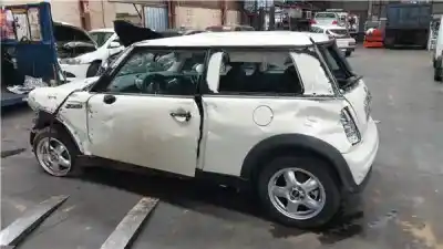 Scrapping Vehicle mini mini (r50,r53) 1.6 16v cat of the year 2002 powered w10b16a