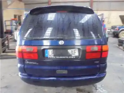 Vehicul casat volkswagen sharan van (7m_) 1.9 tdi (7m8) al anului 1998 alimentat afn
