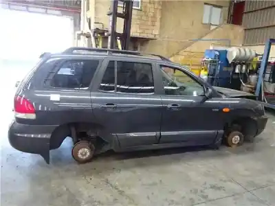 Veicolo di demolizione hyundai santa fe (sm) 2.0 crdi 4x4 dell'anno 2006 alimentato d 4ea-v