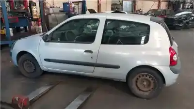 Здавання транспортного засобу renault clio ii fase ii (b/cb0) 1.5 dci diesel 65 cv / 48 kw року 2003 потужний k9k 704
