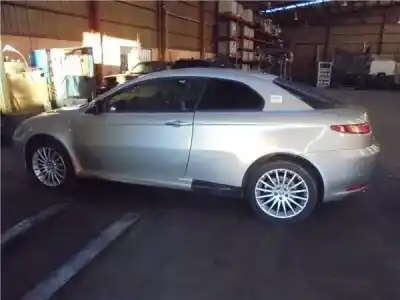 Здавання транспортного засобу alfa romeo alfa gt (125) 1.9 jtd року 2004 потужний 937 a5.000